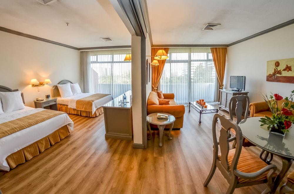 Hotel Santander Plaza Guatemala Dış mekan fotoğraf