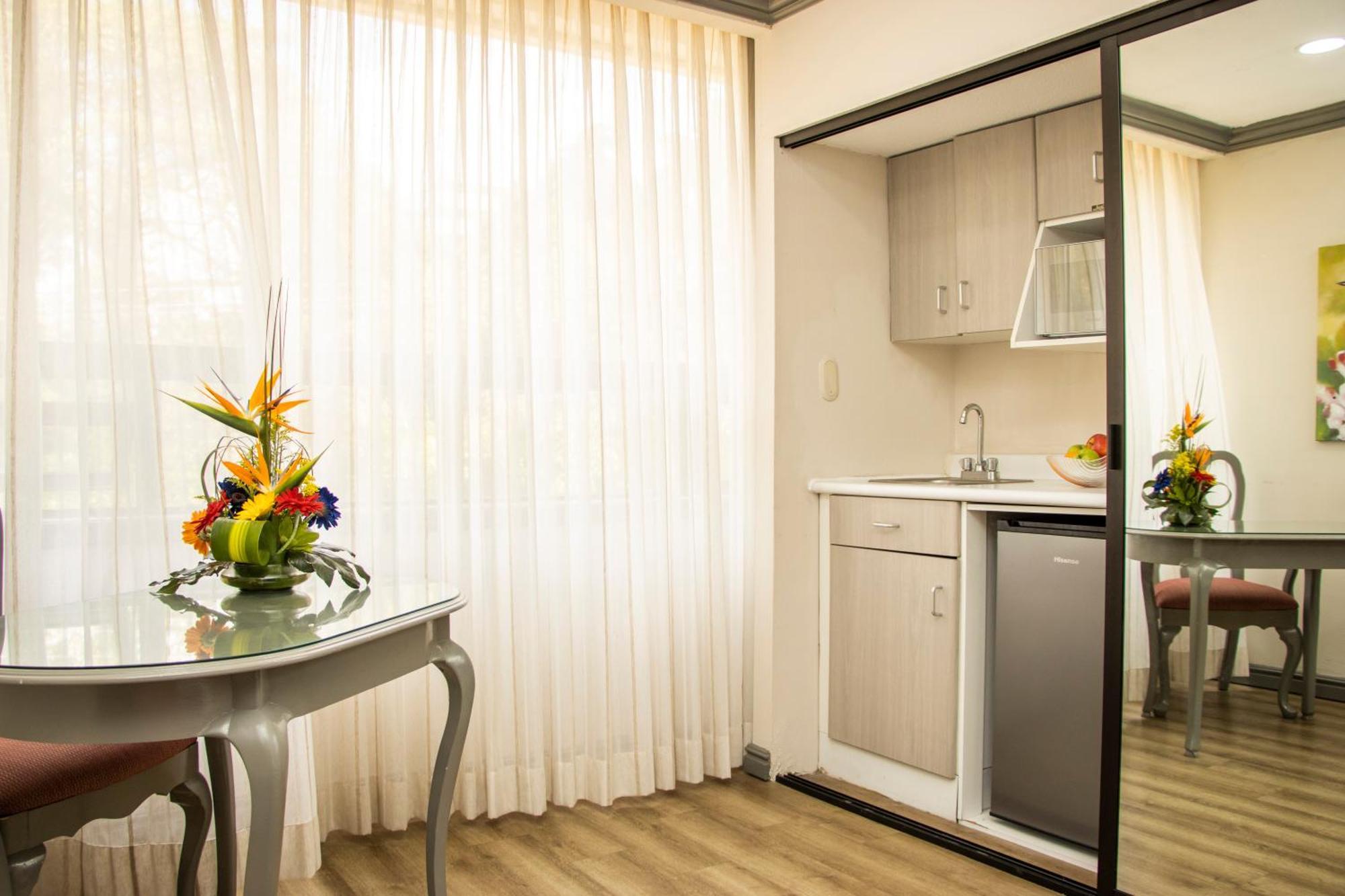 Hotel Santander Plaza Guatemala Dış mekan fotoğraf